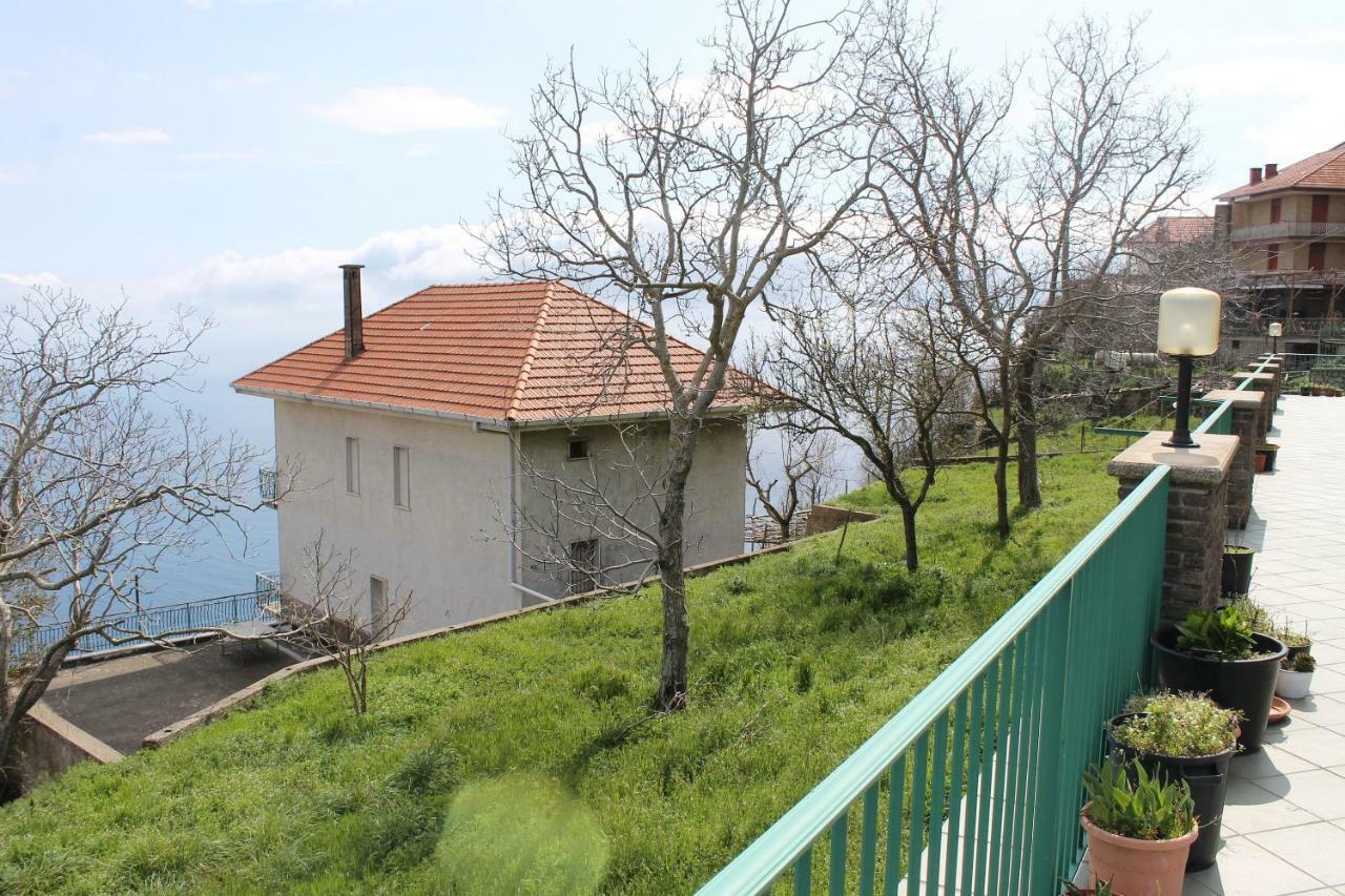 Вилла Casa Annuccia Аджерола Экстерьер фото